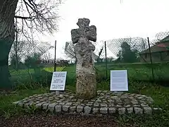 Croix médiévale de Saucourt.