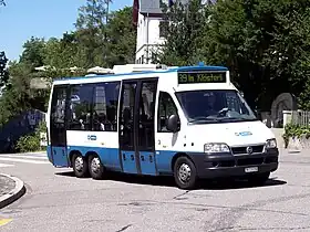 Un minibus sur une base de Fiat Ducato II