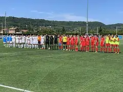 Finale féminine de la Coupe LAuRAFoot 2019 : OL (2) en blanc contre Grenoble FC 38 (2) en rouge.