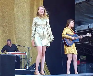 Johanna et Klara au Festival Ruisrock le 6 juillet 2014 (Turku, Finlande)