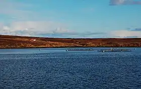 Pisciculture devant l'île de Fara