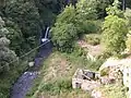 Chute d'eau Cascata del Vecchio Mulino (« Cascade du vieux moulin ») à Sorano