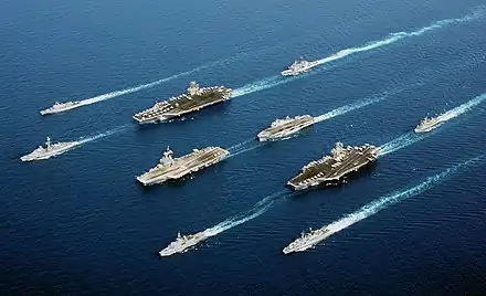 Flotte militaire internationale dans le cadre dEnduring Freedom.