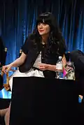 Zooey Deschanel interprète Jessica Day.