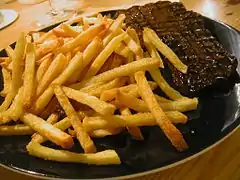 Steak-frites.