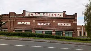 Usines Saint Frères.