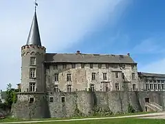 Le château de Florennes (anciennement château de Beaufort)