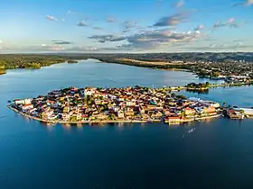 Flores (Guatemala)