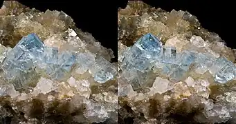 Image stéréoscopique : fluorine et quartz, Le Beix, Puy-de-Dôme, France.