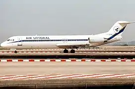 Fokker 100 en 1992 à Paris-Roissy
