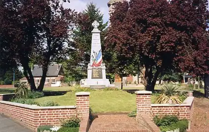 Le monument aux morts.