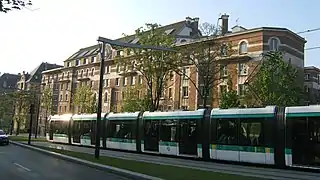 Fondation des États-Unis et tramway.