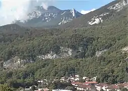 Quartier de la Poya et Plateau des Vouillants