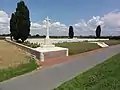 Le Cross Roads Cemetery