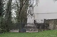 Monument aux morts des combats de 1871.