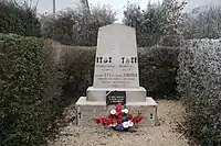 Monument aux résistants Jean Darnet et Robert Pontiroli.
