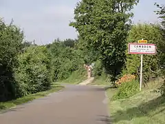 Entrée de Cambron, hameau dépendant de Fontaine-lès-Vervins.