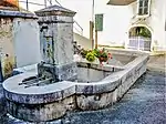 Fontaine-lavoir de Mouthier-Haute-Pierre