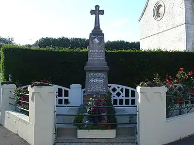 Le monument aux morts.