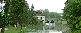 Fontaine-Française