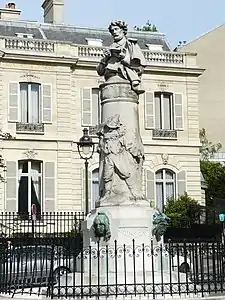 Vue d'ensemble du monument.