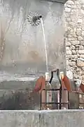 Fontaine Seillans les deux rocs.