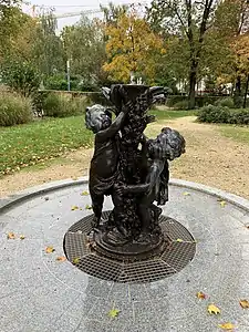 Fontaine du square.