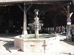 Fontaine de la Halle de La Côte-Saint-André