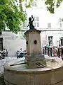 Fontaine des Fontêtes, Place des Cardeurs