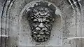 Fontaine intégrée au mur extérieur de l'hôtel de ville de Soissons.