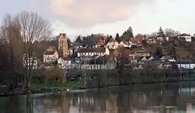 Fontaine-le-Port