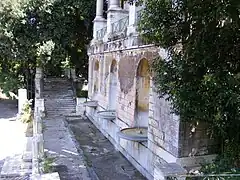 Les trois fontaines sur la montée du Pincio.