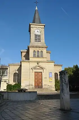 Image illustrative de l’article Église Saint-Pierre-et-Saint-Paul de Fontenay-aux-Roses