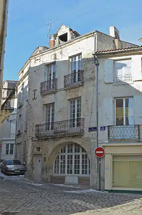 Maison Billaud.