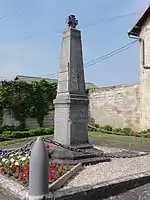 Monument aux morts.