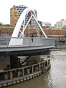 Pont piétonnier sur la rivière Yarra.