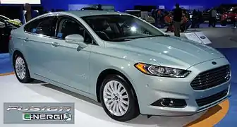 Ford Fusion Energi (en).