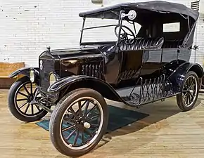 Voiture Ford, modèle T (1914)