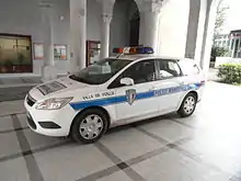 Voiture de police municipale de Vizille.