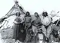 Femmes autochtones, Kuujjuaq, QC, vers 1900.