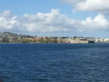 Fort Saint-Louis vu de la baie des Flamands