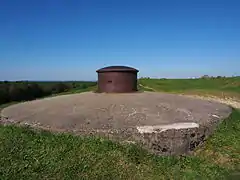 Tourelle pour mitrailleuses du fort de Douaumont.