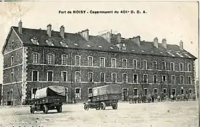 Le fort de Noisy : casernement du 401e D.D.A. (artillerie).