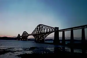 vue du pont du Forth à l'aube