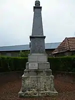 Monument aux morts.