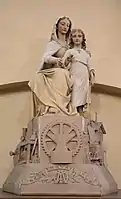 Statue de Notre-Dame-du-Travail.