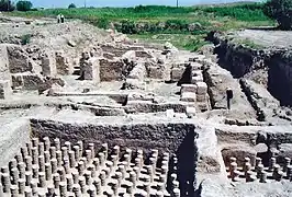 Photographie des fouilles des bains d'Artaxata.