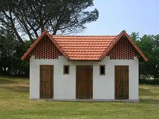 Ancien four à pain et pigeonnier (XIXe siècle).