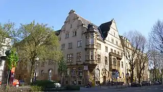 Bâtiment de la salle Braun et du foyer Mozart.