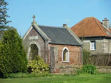 Chapelle funéraire de Frémicourt